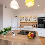 Apartament River Tower 14th Floor Luxury, Kler Design, And Nature View