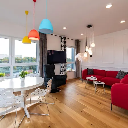 River Tower 14th Floor Luxury, Kler Design, And Nature View Apartman
