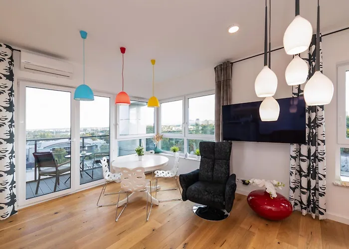 River Tower 14th Floor Luxury, Kler Design, And Nature View 公寓