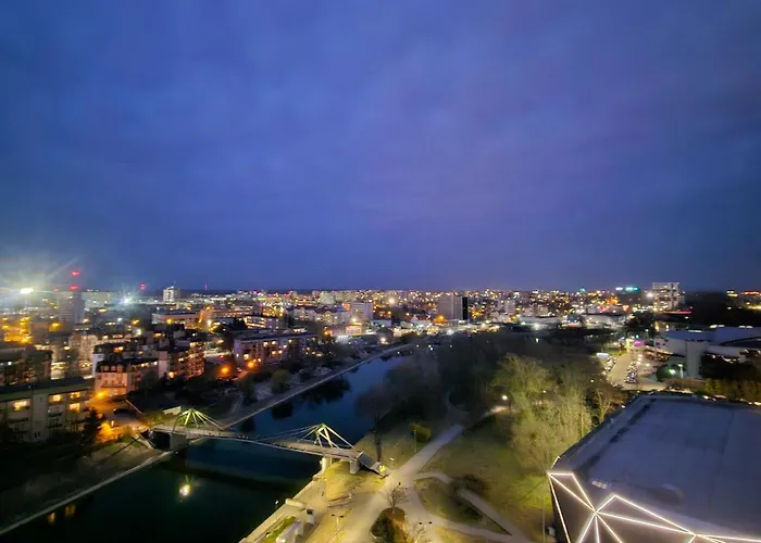 River Tower 14th Floor Luxury, Kler Design, And Nature View 公寓 *